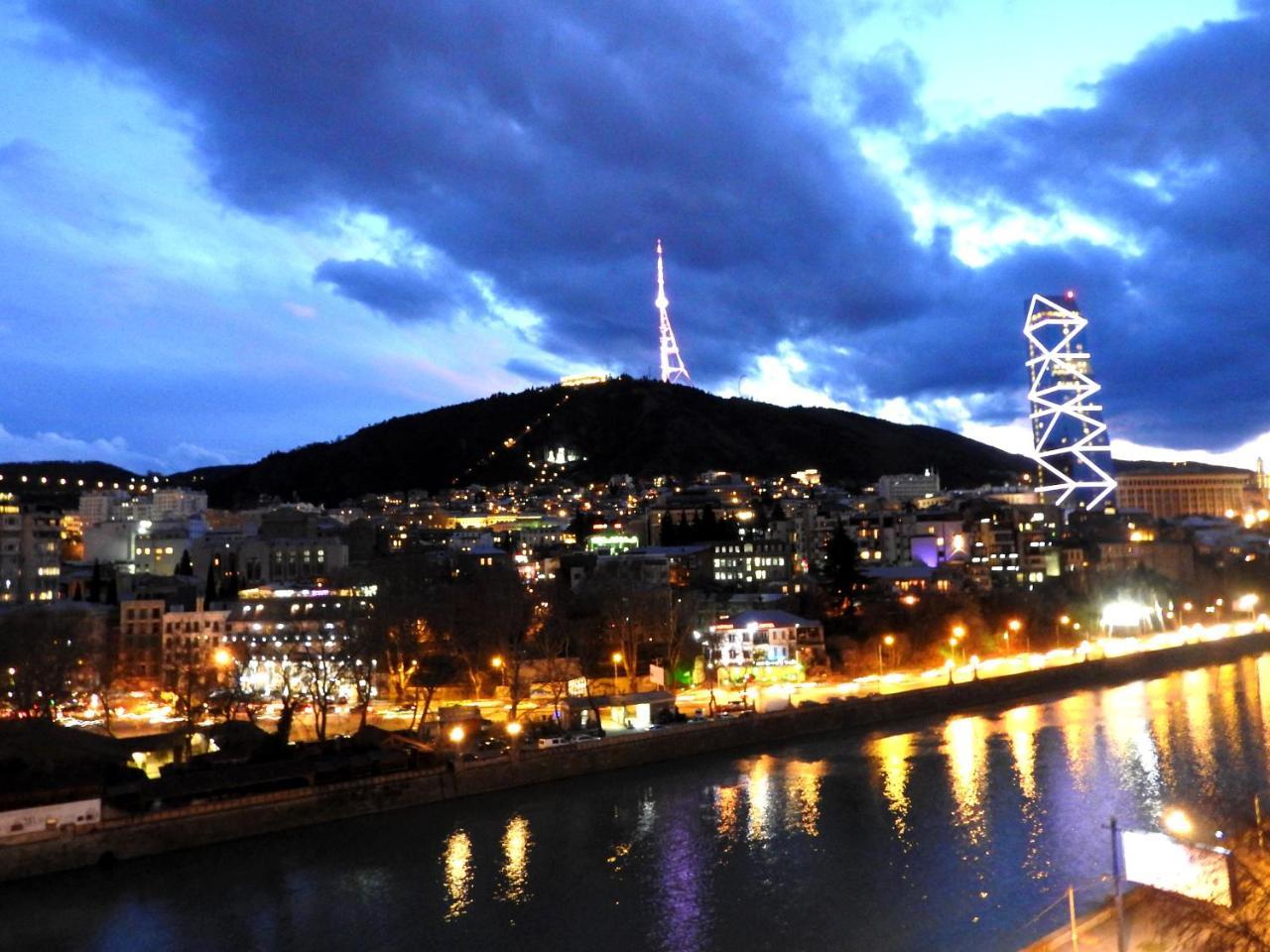 Appartamento New Tbilisi Terrace Esterno foto